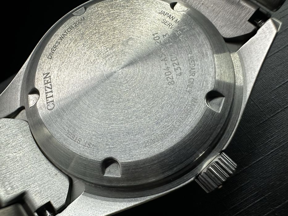 Продам наручные дайверские часы Citizen Promaster Marine