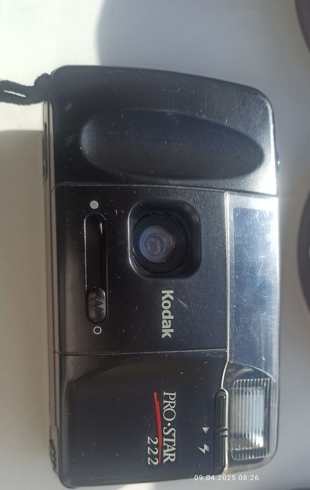 Фотоапараты. 1 Premier. 2 Kodak pro star 222