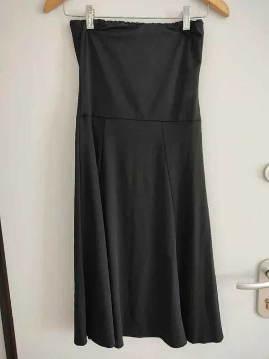 Vestido Preto Cai-Cai – Corte Midi/Evasê (Tam. S)