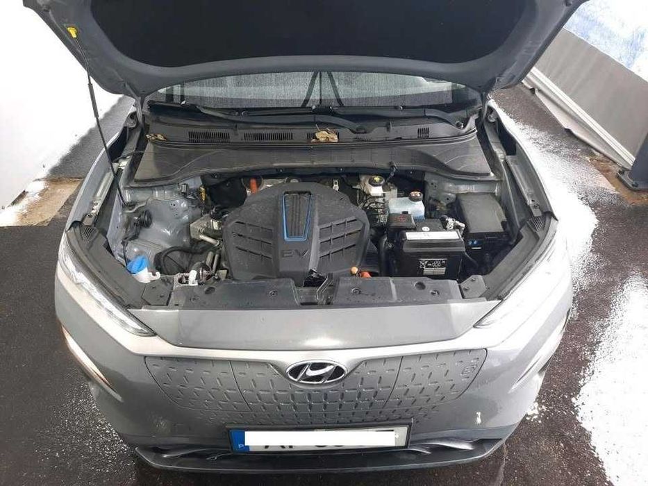 Hyundai Kauai Electric 64 kw premium 204 cv  autonomia 570 km .