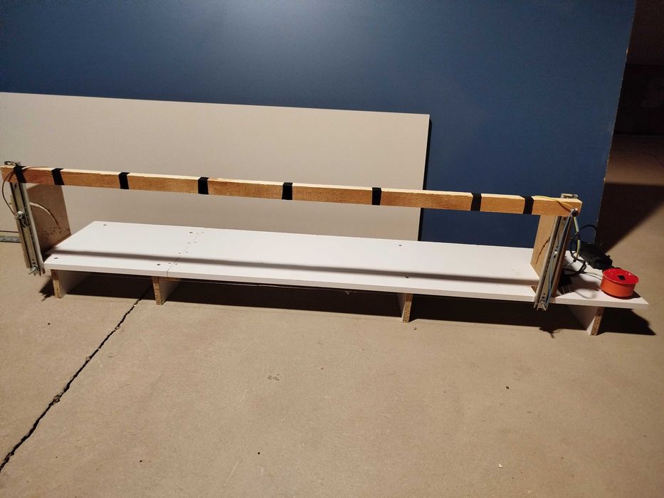 Przecinarka gilotyna do styropianu