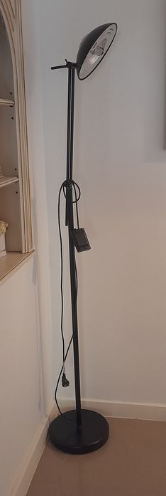 Relogio fundo bordado e projetor 300 w