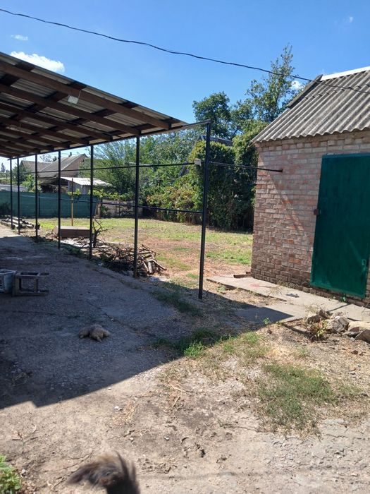 Продам дом в Никополе или обменяю на квартиру.