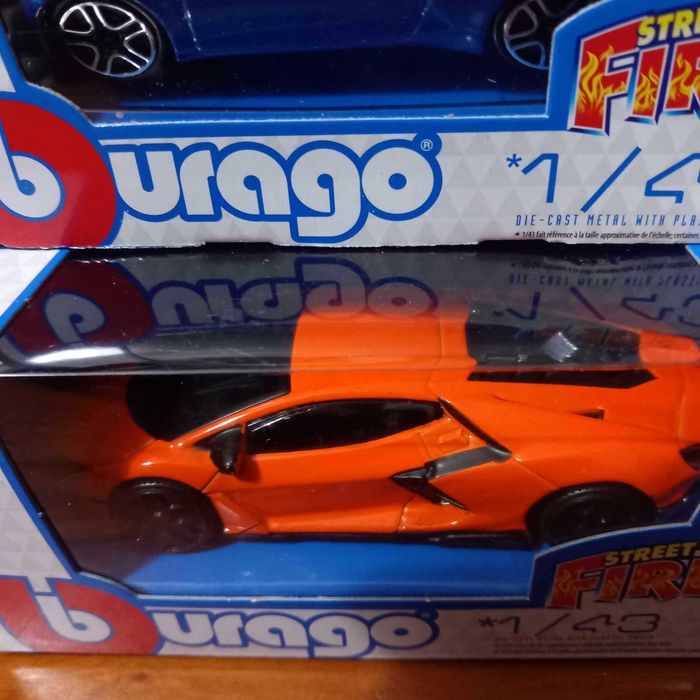 Bburago na escala 1/43 NOVO com 20% de desconto