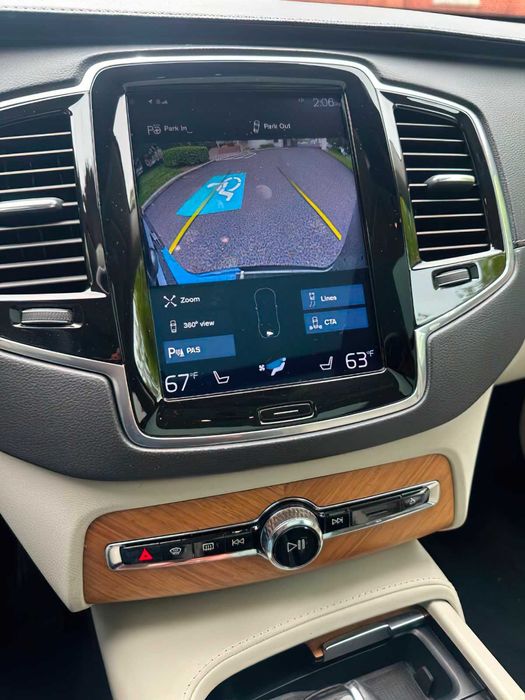 Volvo Xc90      2019