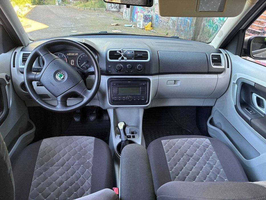 Продам Skoda Roomster 2009 ,1.2 механіка в комплектації Free