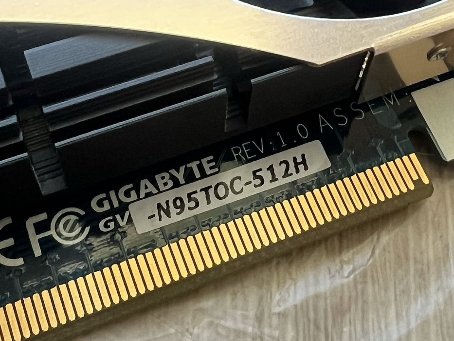 Karta graficzna GIGABYTE GV-N95TOC-512H