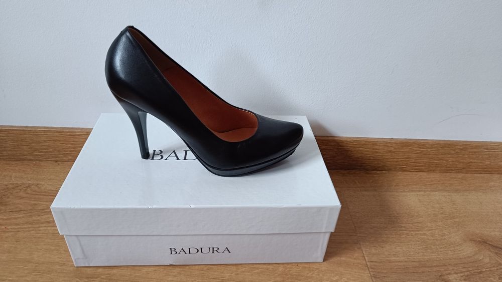 Szpilki buty Badura