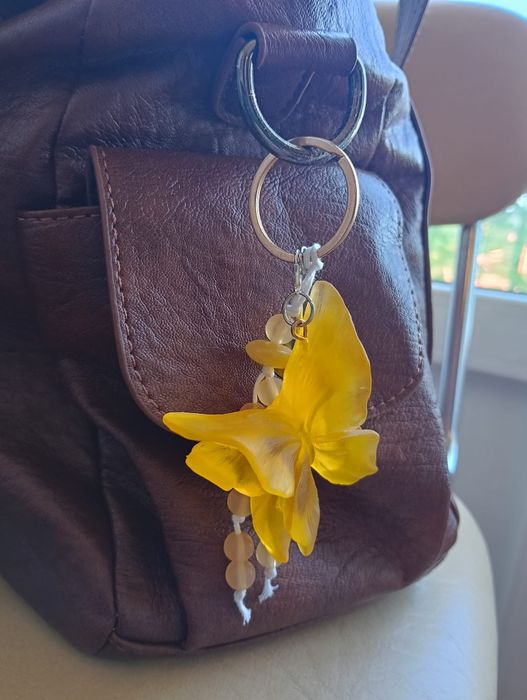Bag charm artesanal borboleta