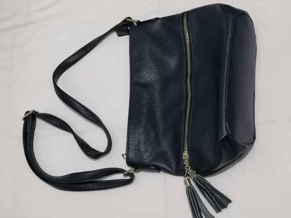 Mala azul em excelente estado