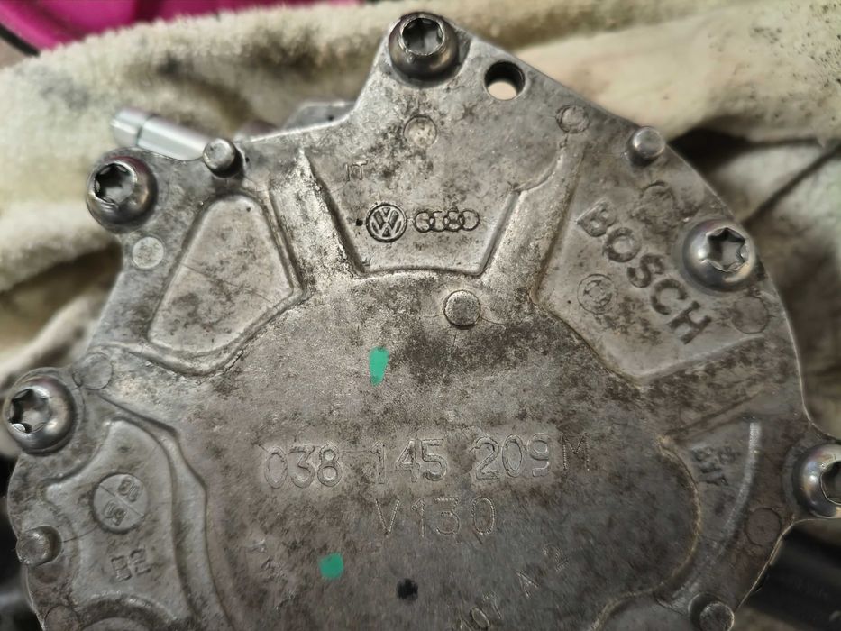 Pompa vacum audi A4 B7 bosch