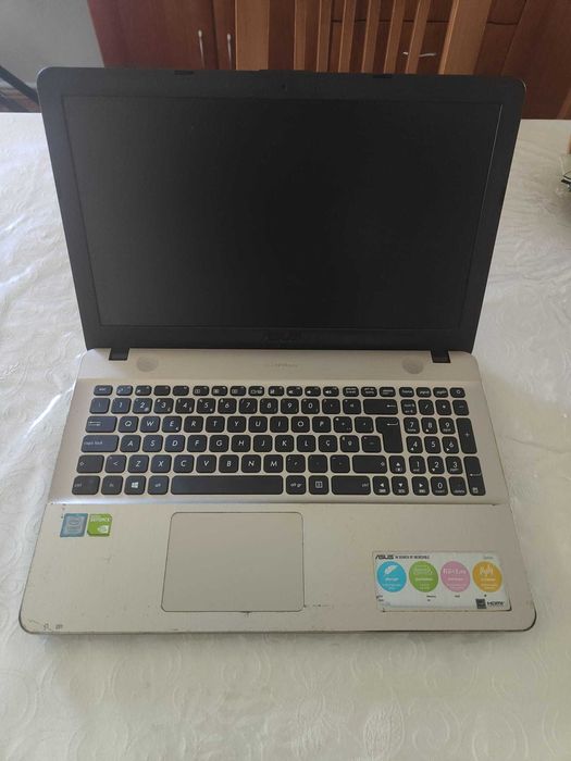 Asus A541U com i7 7th Gen