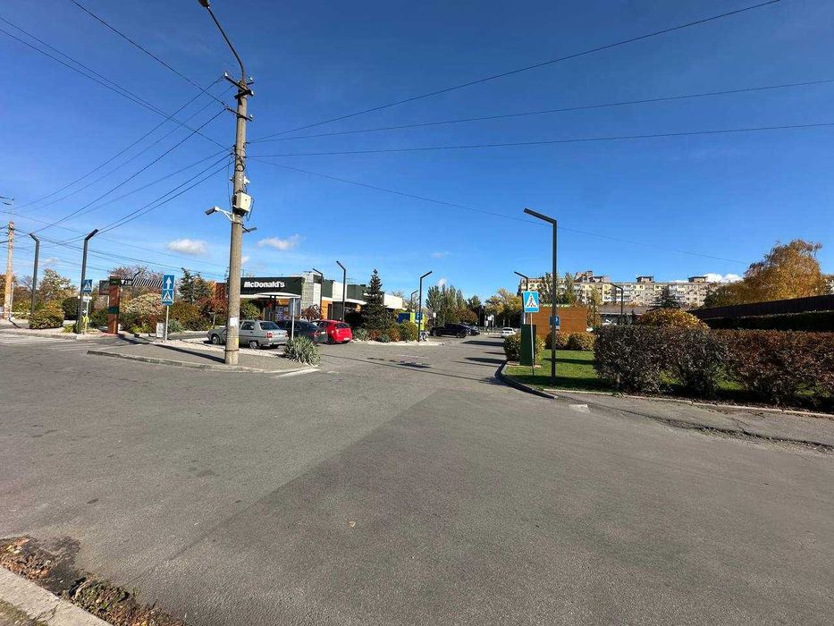 Аренда помещения, ж/м Покровский, ул. Юрия Кондратюка, возле дома 4