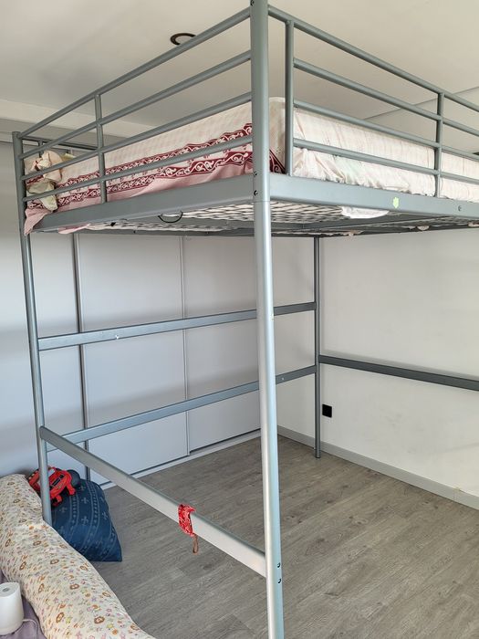 Cama alta ikea casal
