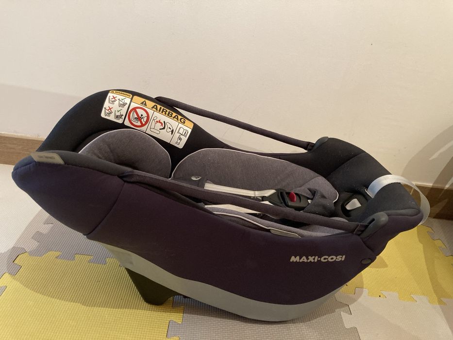 Cadeira Babycoque Coral 360 Maxi-Cosi com adaptadores carrinho passeio