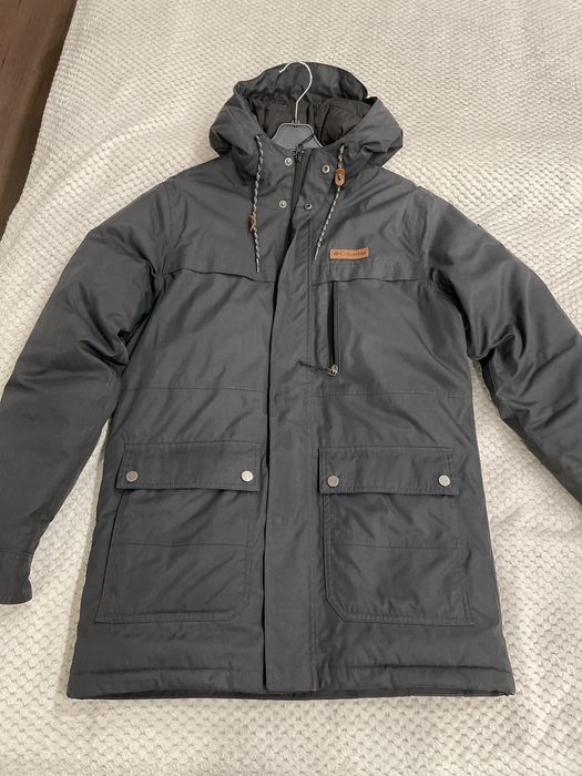 Зимняя курта коламбия