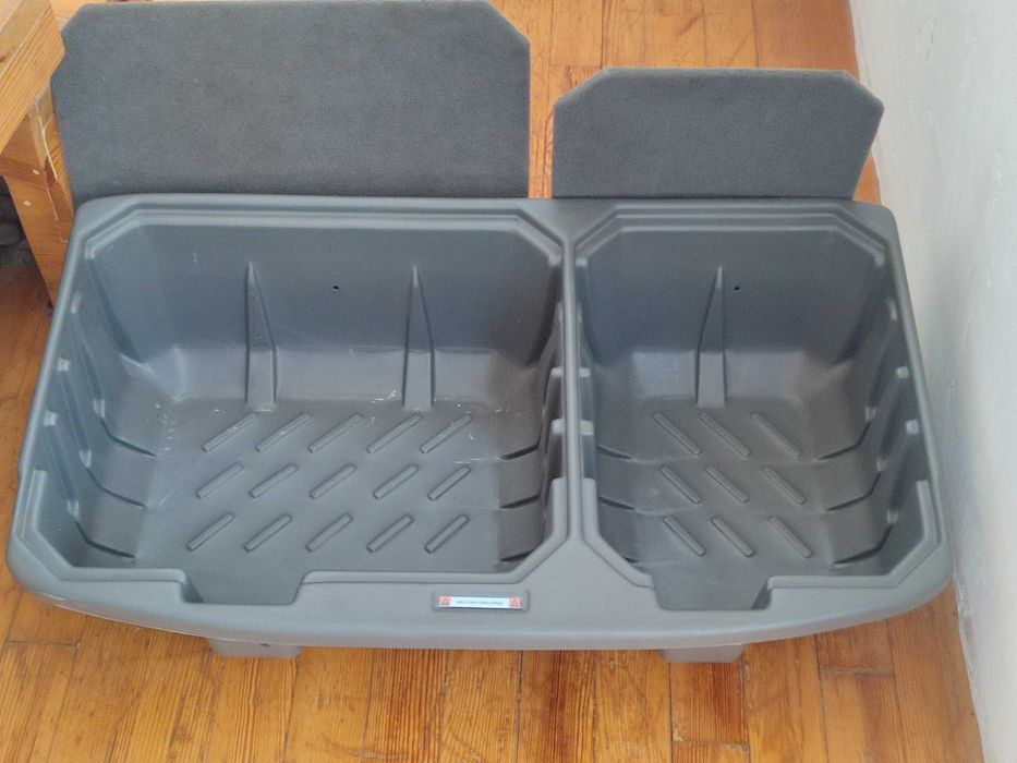 Ящик в пол Nissan Leaf (10-17) 999C2-8X000