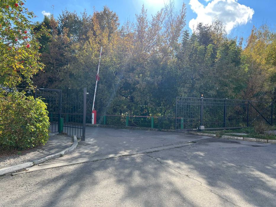 Гараж з Підвалом 41 м.кв   в центрі міста