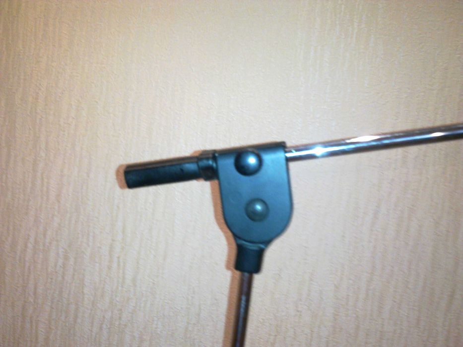 Профессиональная микрофонная стойка Proel