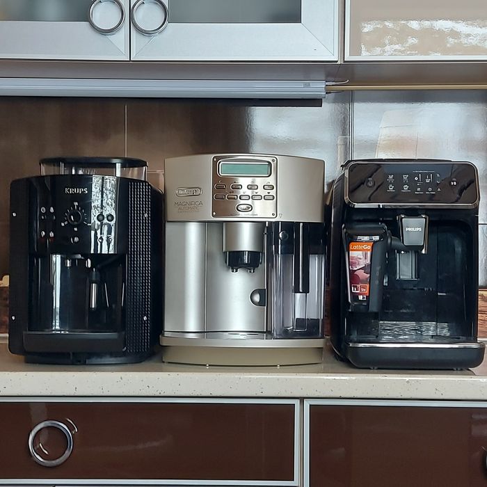 Автоматичні кавомашини, привезені з Німеччини