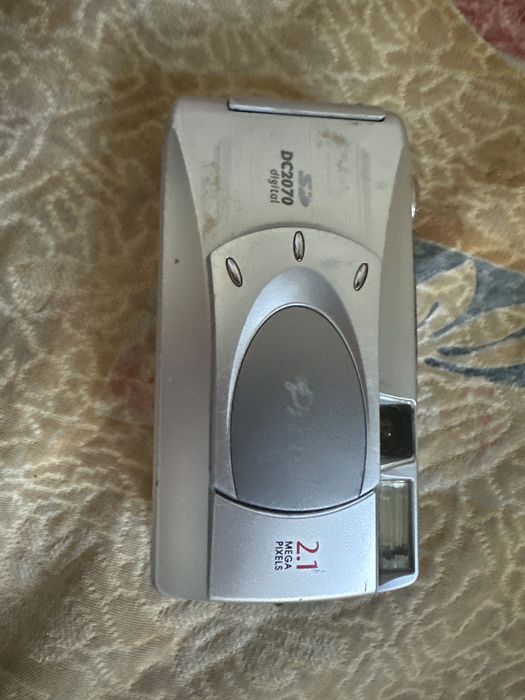 Фотоапарат DC2070 dogital