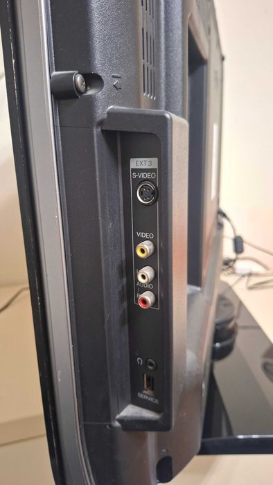 Телевізор Sharp LCD Colour TV