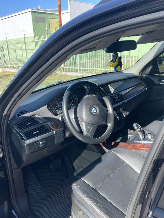 Продам  BMW х5 е70