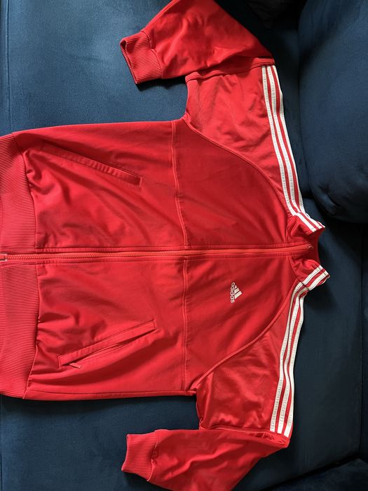 Czerwona bluza Adidas