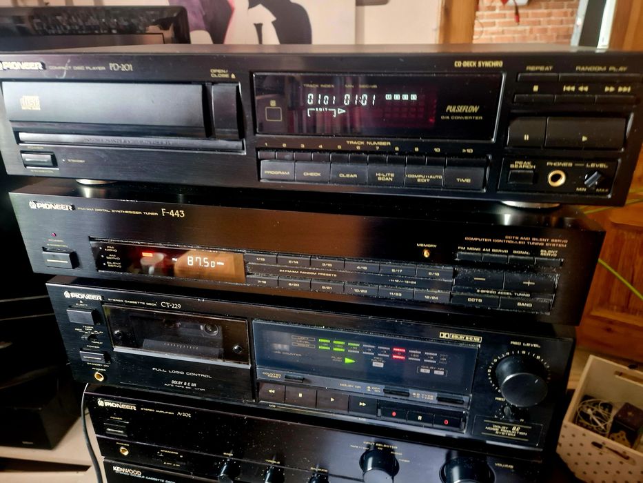 Wieża stereo Pioneer 4 segmenty