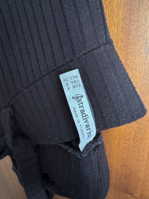 Calças pretas elasticas