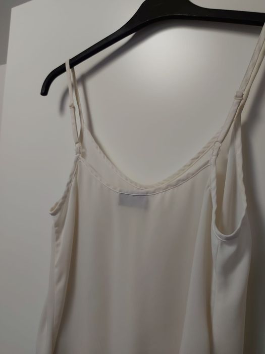Top branco C&A  size M
