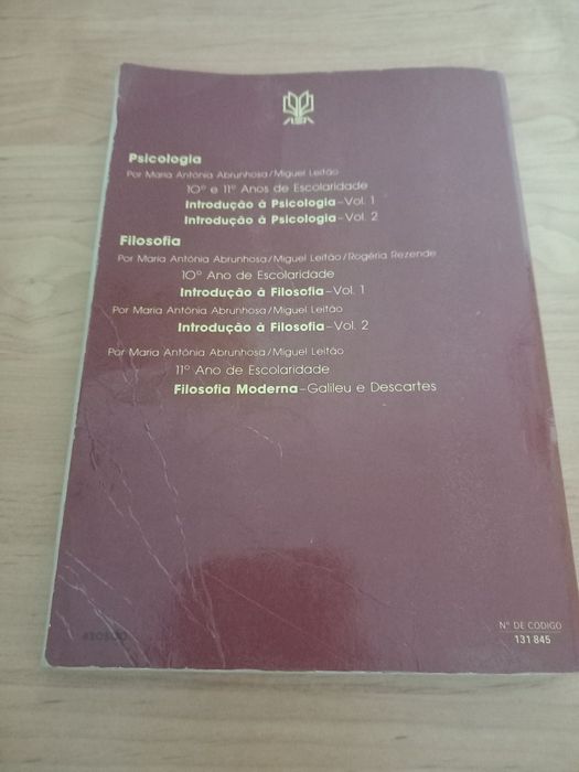 Livro antigo - introdução a psicologia