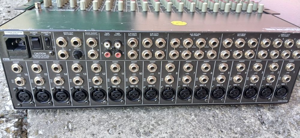 Mackie CR 1604 VLZ Mixer