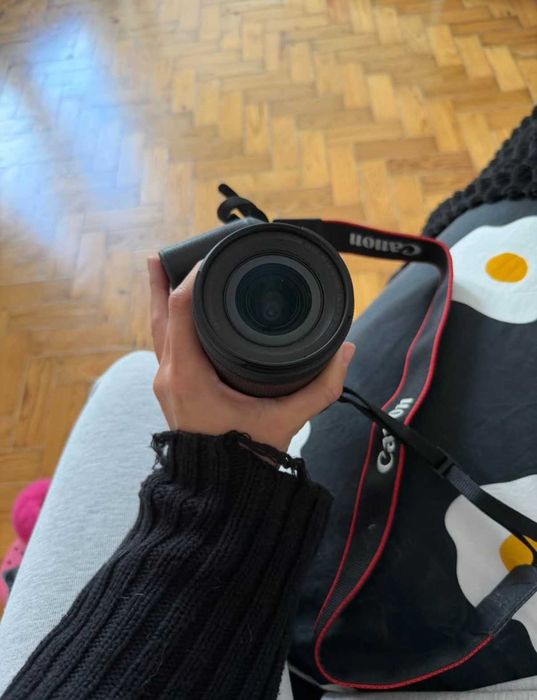 Canon EOS RP Full Frame + RF 24-105mm IS STM | Como Nova + Sombrinha de Estúdio Oferta