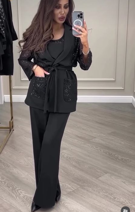 Костюм 46-48 розміру