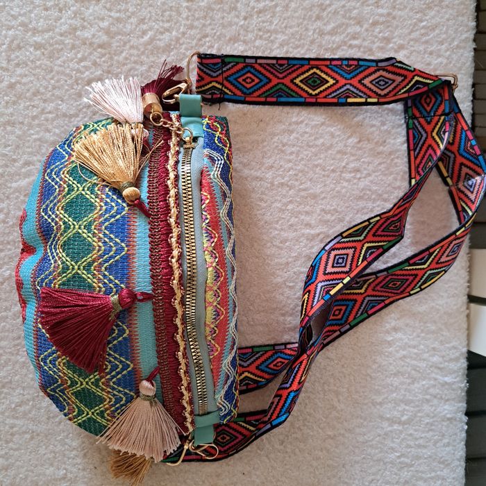 Nowa torebka w stylu boho