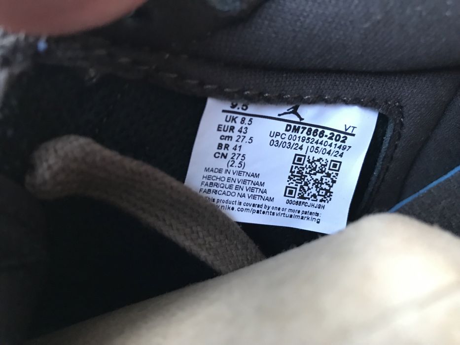 Jordan 1 Retro Low Travis Scott Velvet Brown Dark Mocha