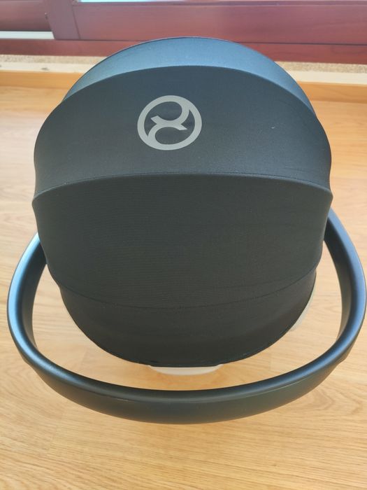 Conjunto Cybex: Ovo Cloud Z i-Size + Base Z Isofix Rotativa (Deep Black)