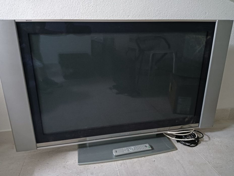 TV Vintage / Retro Gaming compatible - Sony WEGA Plasma (Série XS) modelo KE-P42XS1 (de 42 polegadas)