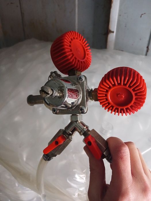 Пивний редуктор CO₂ KIT, 2 манометри, 2 виходи