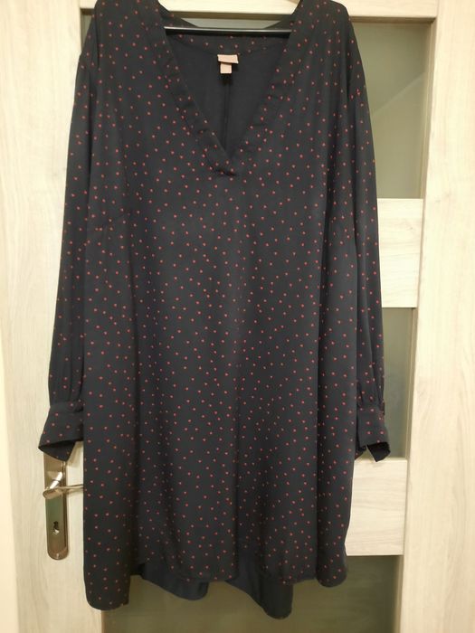 H&M śliczna tunika-sukienka, serduszka 56-58 Nowa