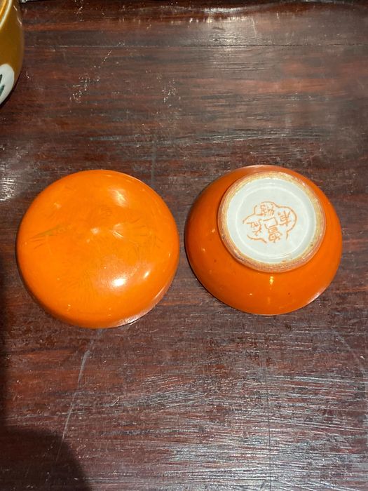 Caixa Porcelana Chinesa Séc XIX 7,2 cm Carimbada