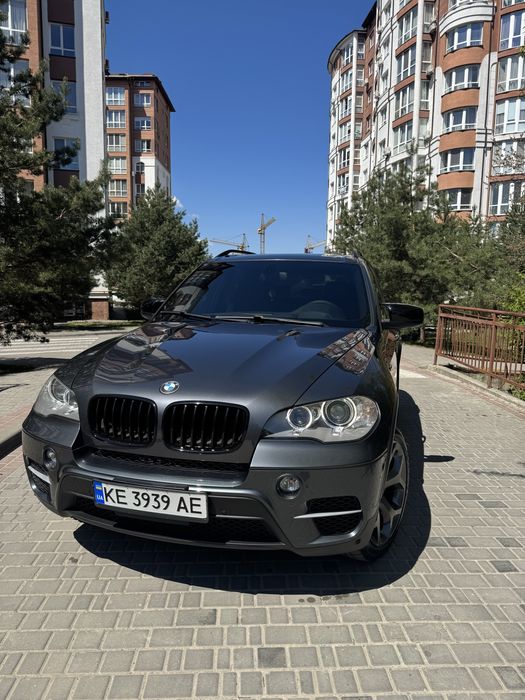 Продам BMW x5 e70 35d