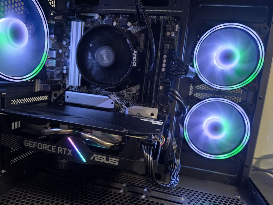 Szybki komputer stacjonarny do gier, Fortnite Minecraft Ryzen 5 5600 RTX futureproof