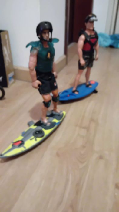 Action Man surf vários