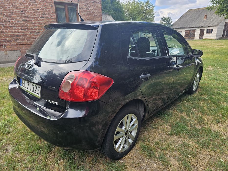 Toyota Auris 1.4 D-4D  2008r