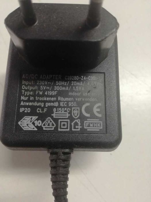AC/DC Power Adapter C39280-Z4-C301-164551282140419120