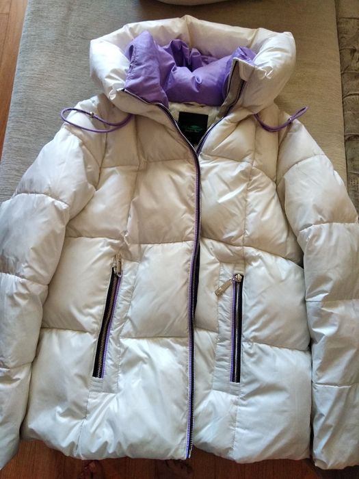 Женская одежда. Куртка