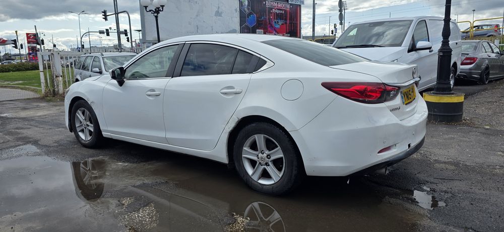 Mazda 6 anglik Benzyna sprawny jeżdżący v5c