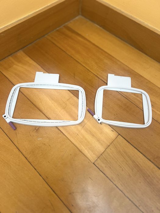 Máquina de Costura e Bordado (Husqvarna Viking Designer Quartz 29)